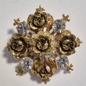 Vintage Gold-tone and Crystal Rhinestone Rose Floral Brooch w/ Delicate Accents